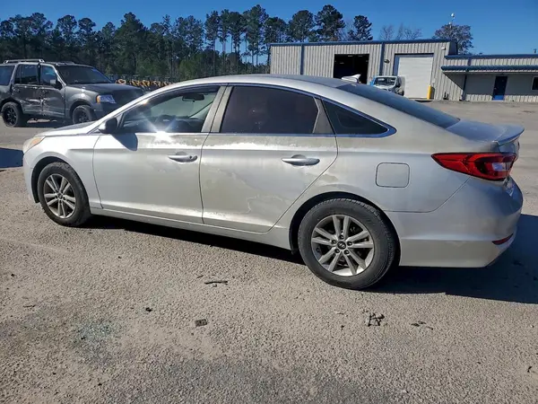 5NPE24AF4HH533803 2017 HYUNDAI SONATA - Image 2