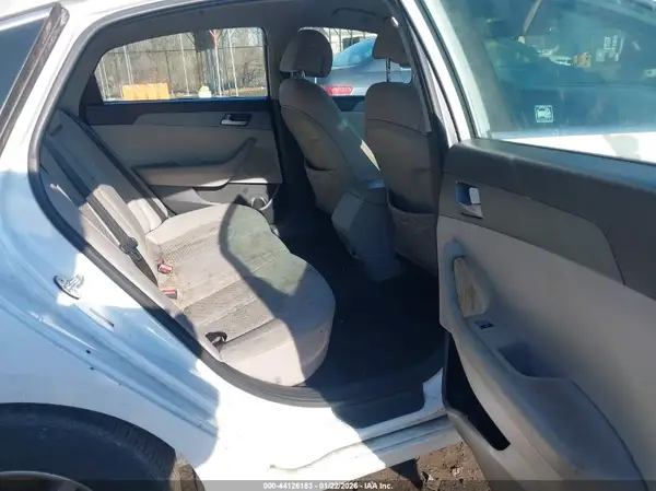 5NPE24AF4HH535244 2017 HYUNDAI SONATA - Image 8