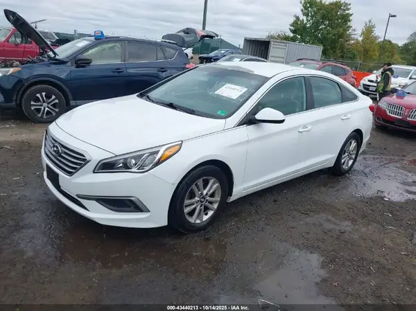 5NPE24AF4HH541304 2017 HYUNDAI SONATA - Image 2