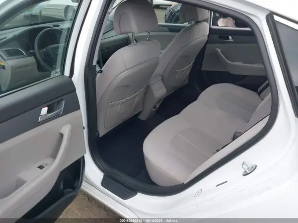 5NPE24AF4HH541304 2017 HYUNDAI SONATA - Image 8