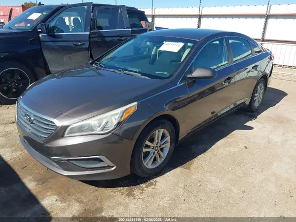 5NPE24AF4HH541495 2017 HYUNDAI SONATA - Image 2