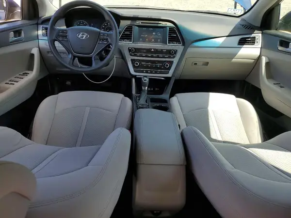 5NPE24AF4HH543666 2017 HYUNDAI SONATA - Image 8