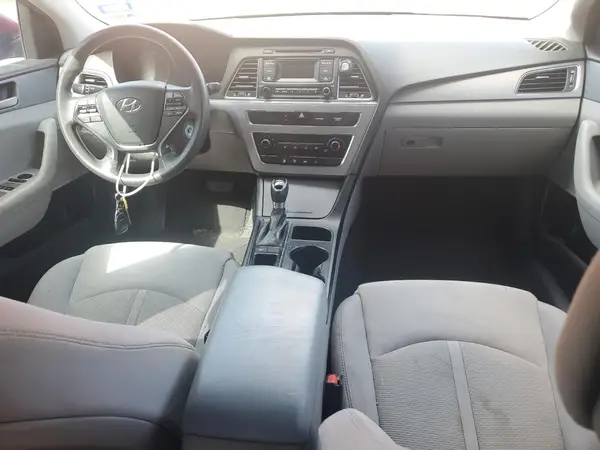 5NPE24AF4HH547930 2017 HYUNDAI SONATA - Image 8