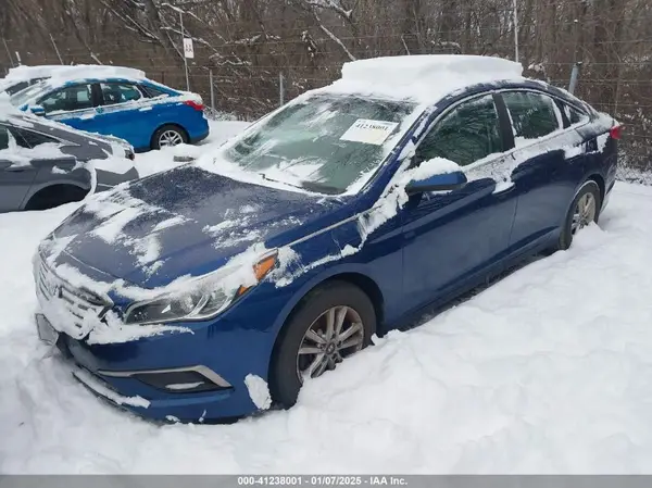 5NPE24AF4HH547961 2017 HYUNDAI SONATA - Image 2