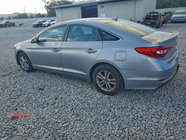 5NPE24AF4HH548978 2017 HYUNDAI SONATA - Image 2