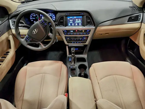 5NPE24AF4HH549905 2017 HYUNDAI SONATA - Image 8