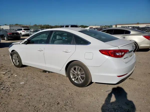5NPE24AF4HH556272 2017 HYUNDAI SONATA - Image 2