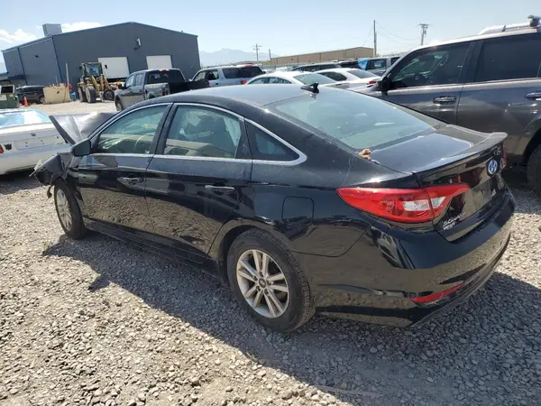 5NPE24AF4HH557969 2017 HYUNDAI SONATA - Image 2