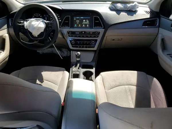 5NPE24AF4HH560547 2017 HYUNDAI SONATA - Image 8