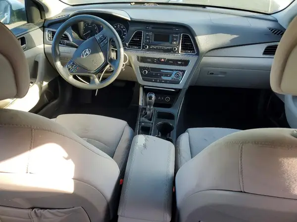 5NPE24AF4HH563013 2017 HYUNDAI SONATA - Image 8
