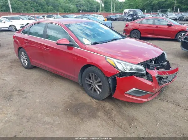 5NPE24AF4HH568678 2017 HYUNDAI SONATA - Image 1