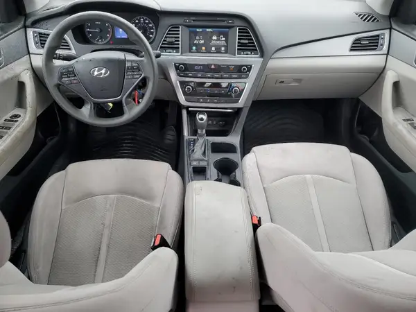 5NPE24AF4HH568924 2017 HYUNDAI SONATA - Image 8