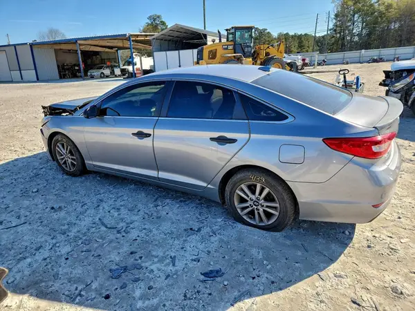 5NPE24AF4HH571211 2017 HYUNDAI SONATA - Image 2