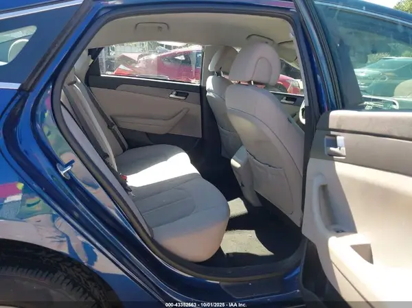 5NPE24AF4HH572424 2017 HYUNDAI SONATA - Image 8