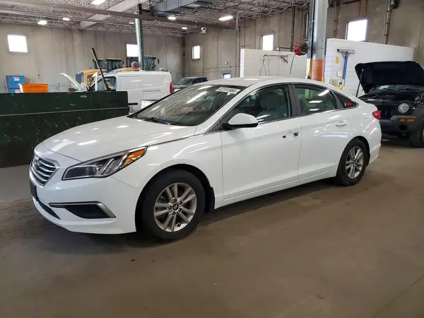 5NPE24AF4HH576814 2017 HYUNDAI SONATA - Image 1
