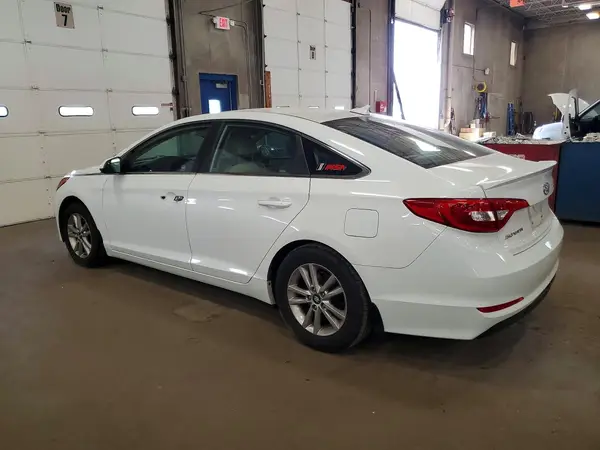 5NPE24AF4HH576814 2017 HYUNDAI SONATA - Image 2