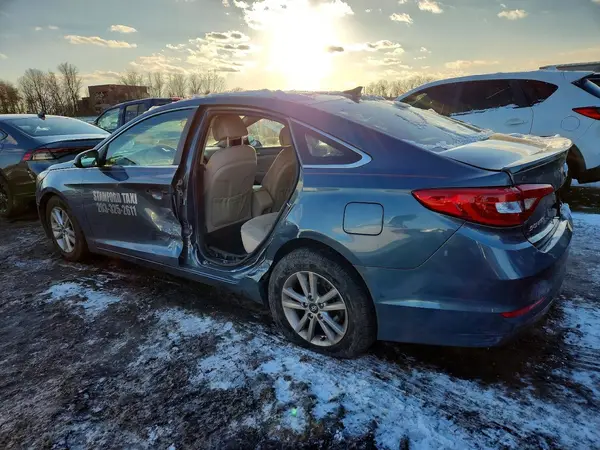 5NPE24AF4HH577574 2017 HYUNDAI SONATA - Image 2