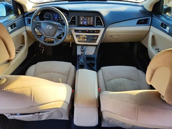 5NPE24AF4HH577574 2017 HYUNDAI SONATA - Image 8