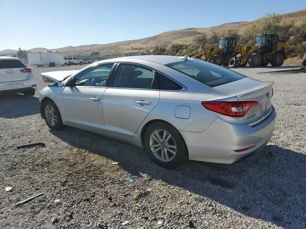 5NPE24AF4HH577879 2017 HYUNDAI SONATA - Image 2