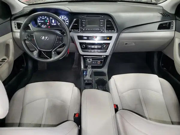 5NPE24AF4HH580622 2017 HYUNDAI SONATA - Image 8