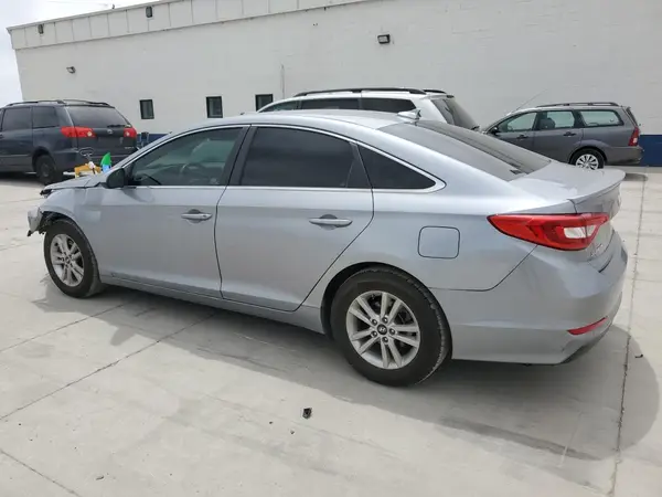 5NPE24AF4HH580846 2017 HYUNDAI SONATA - Image 2