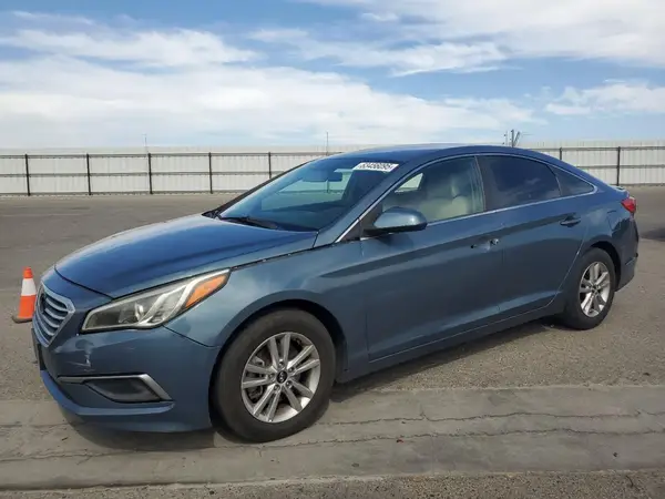 5NPE24AF4HH582810 2017 HYUNDAI SONATA - Image 1