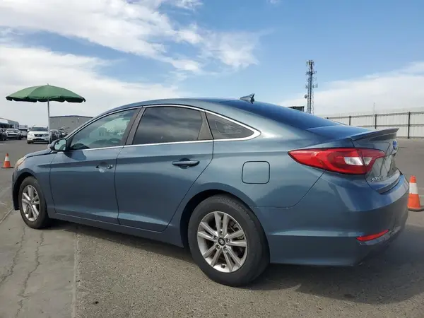 5NPE24AF4HH582810 2017 HYUNDAI SONATA - Image 2