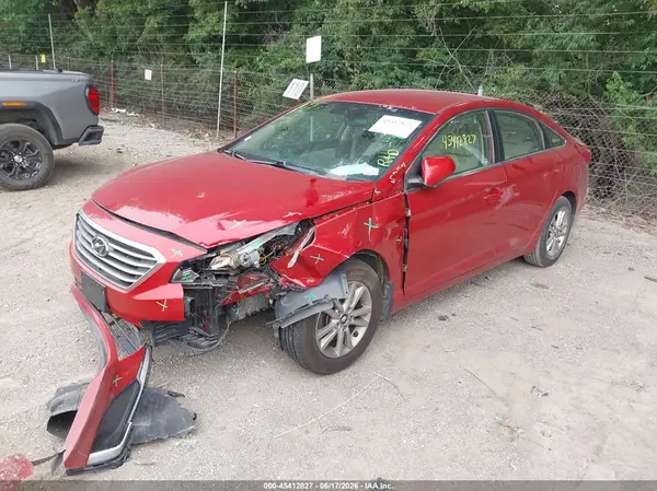 5NPE24AF4HH583617 2017 HYUNDAI SONATA - Image 2