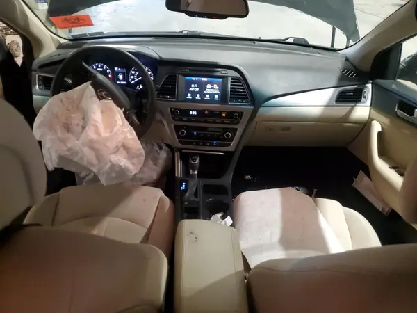 5NPE24AF4HH584055 2017 HYUNDAI SONATA - Image 8