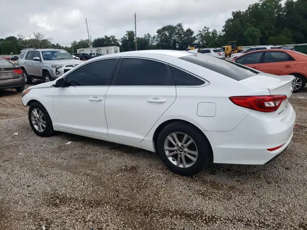 5NPE24AF4HH587473 2017 HYUNDAI SONATA - Image 2