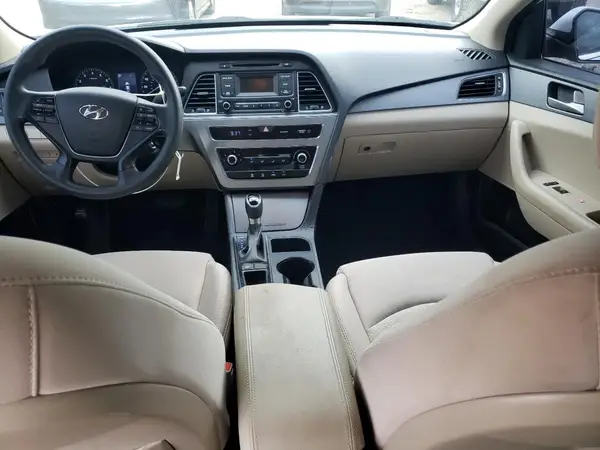 5NPE24AF4HH587473 2017 HYUNDAI SONATA - Image 8