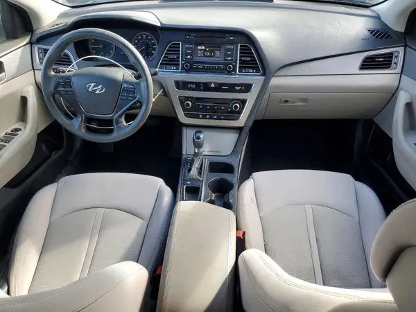 5NPE24AF4HH588364 2017 HYUNDAI SONATA - Image 8