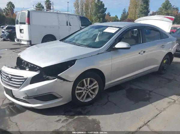 5NPE24AF4HH591782 2017 HYUNDAI SONATA - Image 2