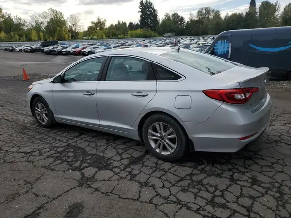 5NPE24AF4HH593001 2017 HYUNDAI SONATA - Image 2