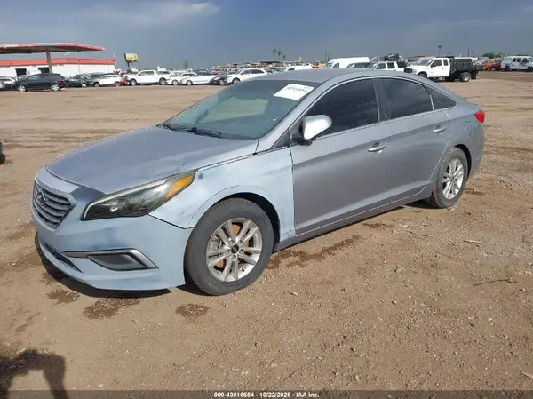 5NPE24AF4HH594441 2017 HYUNDAI SONATA - Image 2