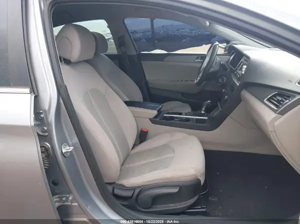 5NPE24AF4HH594441 2017 HYUNDAI SONATA - Image 8