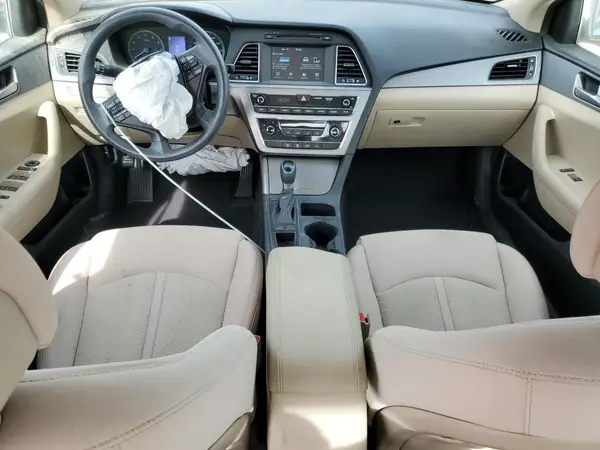 5NPE24AF4HH595413 2017 HYUNDAI SONATA - Image 8