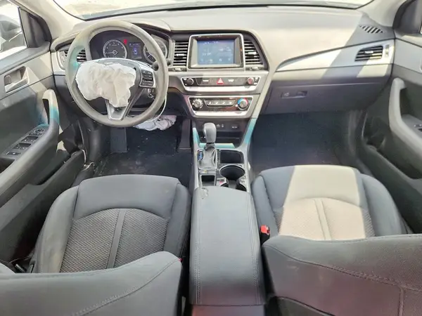 5NPE24AF4JH592307 2018 HYUNDAI SONATA - Image 8