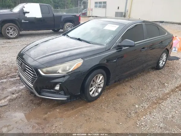 5NPE24AF4JH598107 2018 HYUNDAI SONATA - Image 2