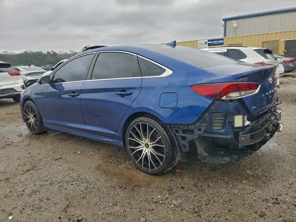 5NPE24AF4JH599208 2018 HYUNDAI SONATA - Image 2