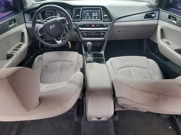 5NPE24AF4JH599208 2018 HYUNDAI SONATA - Image 8