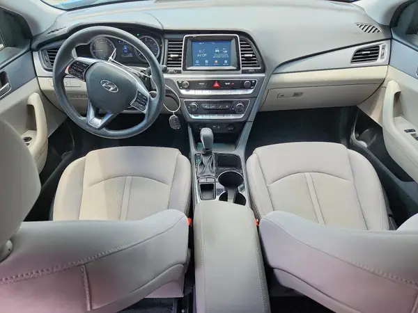 5NPE24AF4JH605346 2018 HYUNDAI SONATA - Image 8