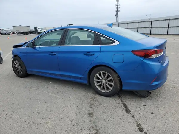 5NPE24AF4JH612345 2018 HYUNDAI SONATA - Image 2