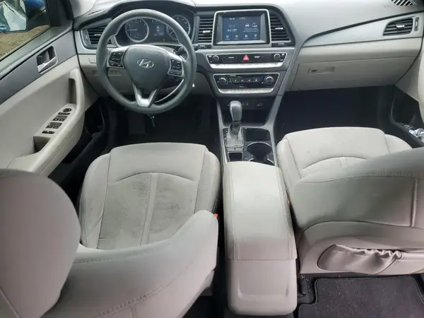 5NPE24AF4JH615701 2018 HYUNDAI SONATA - Image 8