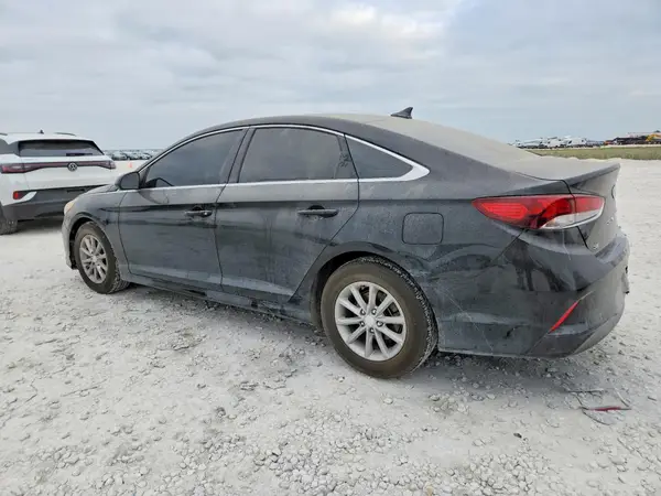 5NPE24AF4JH620011 2018 HYUNDAI SONATA - Image 2
