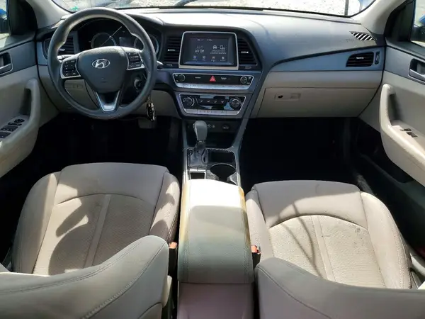 5NPE24AF4JH627024 2018 HYUNDAI SONATA - Image 8