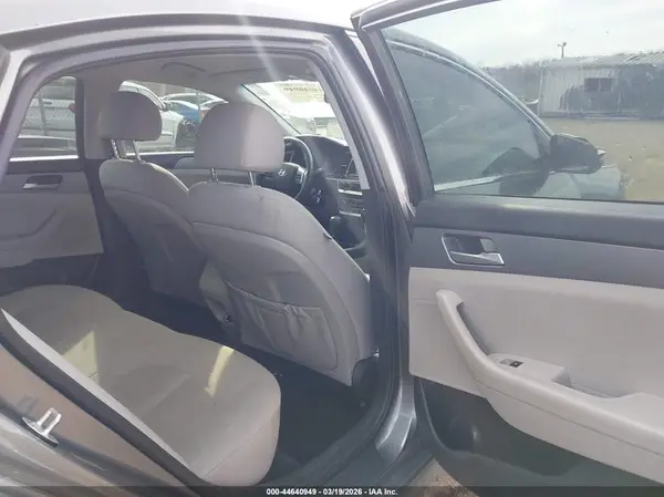 5NPE24AF4JH628447 2018 HYUNDAI SONATA - Image 8