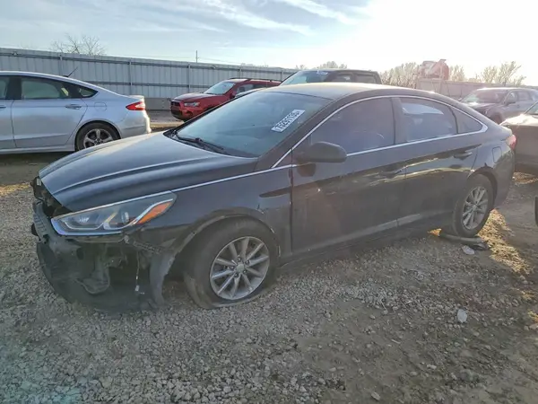 5NPE24AF4JH630523 2018 HYUNDAI SONATA - Image 1