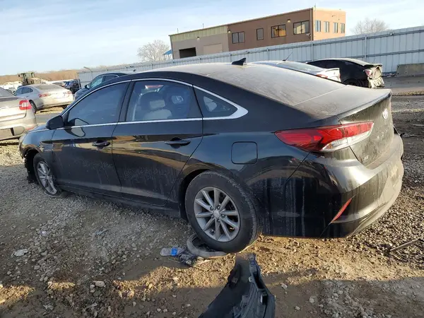 5NPE24AF4JH630523 2018 HYUNDAI SONATA - Image 2