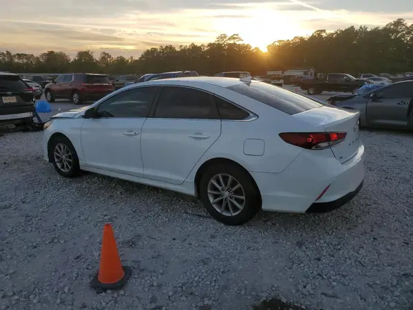 5NPE24AF4JH631509 2018 HYUNDAI SONATA - Image 2